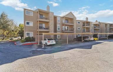 Main picture of 4119 Medical Dr Condos