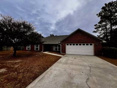 Main picture of 202 Barcalay Ln