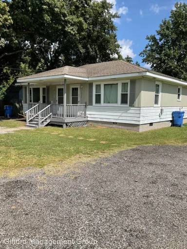 Main picture of 1015 Canal Dr