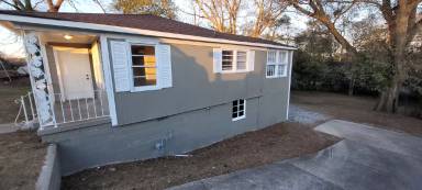 Main picture of 3200 University Ave