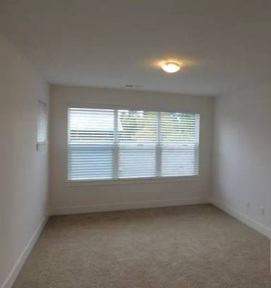 Main picture of 4831 NE Killingsworth St