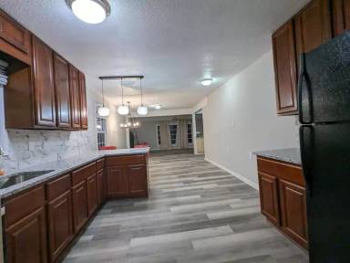Main picture of 3168 Roberts Rd