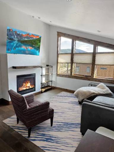 Main picture of 80 Mule Deer Ct