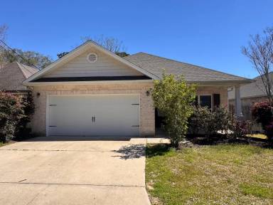 Main picture of 1304 Cedar Ave S