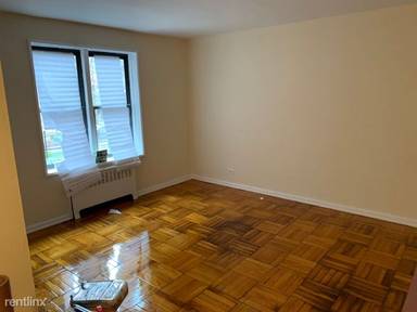 Main picture of 607 W 190th St