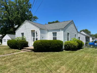 Main picture of 1420 Patchen Ave SE