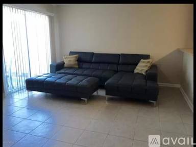 Main picture of 1050 N Black Cherry Dr