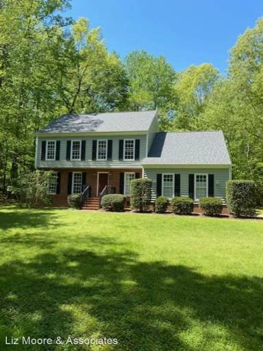 Main picture of 3201 Deerfield Ct