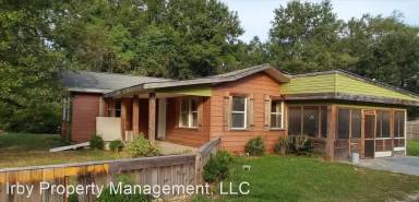 Main picture of 13500 Leila St