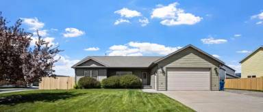 Main picture of 311 Cruiser Ln