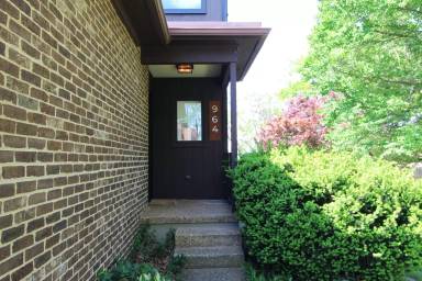 Main picture of 964 Rosedale Dr