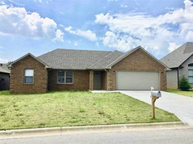 Main picture of 1104 Garrison Ln