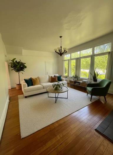 Main picture of 4022 S Corbett Ave
