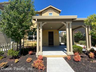 Main picture of 520 Parkway Dr