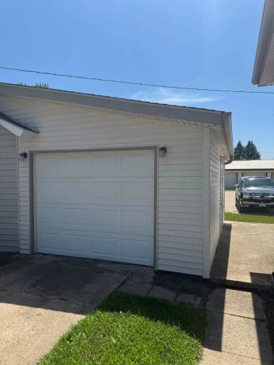 Main picture of 212 7th St