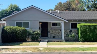 Main picture of 24214 Hamlin St