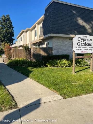 Main picture of 25205 Cypress St