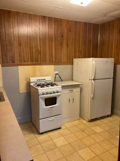 Main picture of 351 Maple Ave