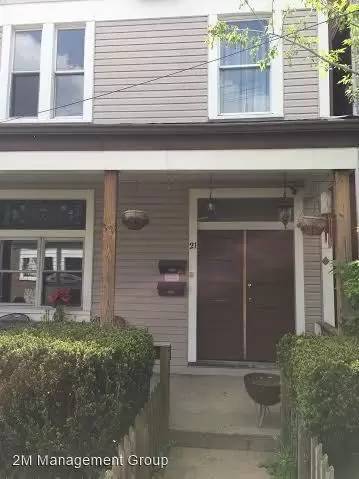 Main picture of 15 Allen St