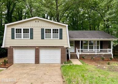 Main picture of 11318 Dellcrest Dr SE