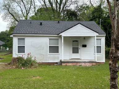 Main picture of 806 Anthony St