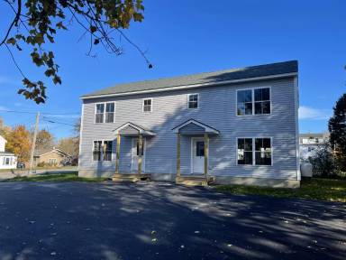 Main picture of 102 Chestnut St