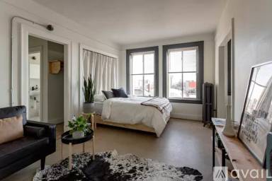 Main picture of 27 E Willis St