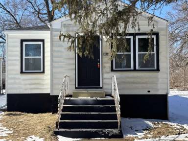 Main picture of 1016 Taney St