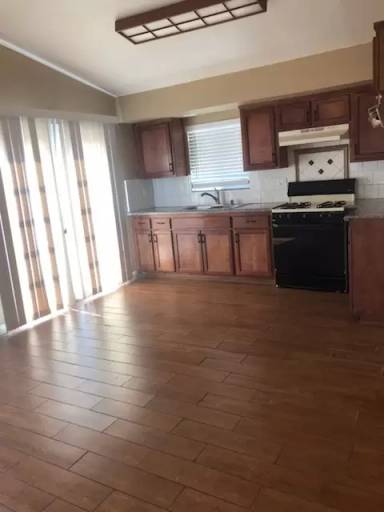 Main picture of 6501 Wilson Rd