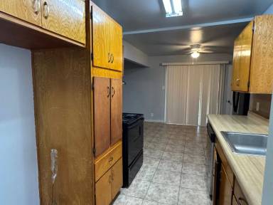 Main picture of 714 E Longview Ave