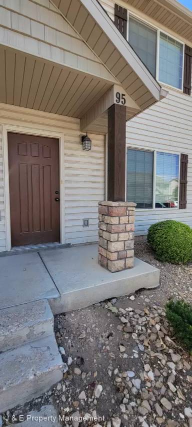 Main picture of The Fields