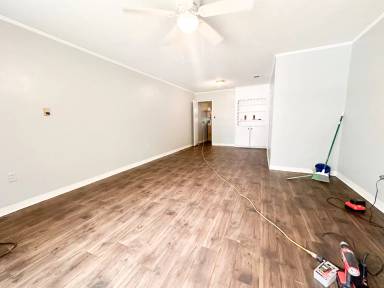 Main picture of 804 Baltimore Ave