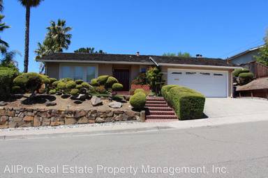 Main picture of 5820 Shadow Ridge Dr