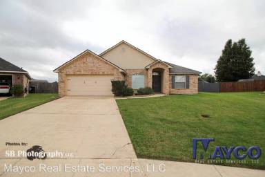 Main picture of 307 Avondale Cir