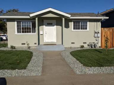 Main picture of 33706 4th St