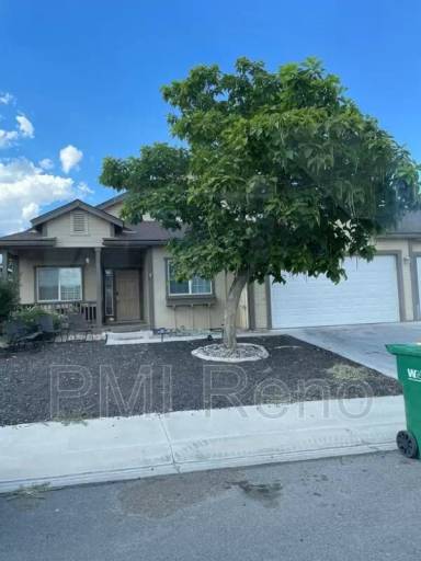 Main picture of 663 Canary Cir