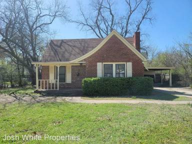 Main picture of 1404 E Tennie St
