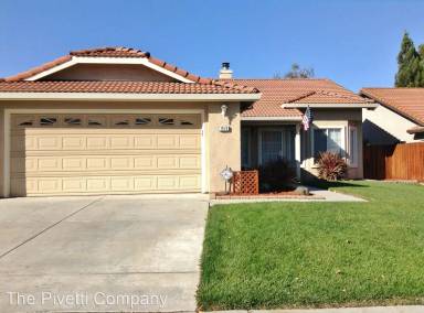 Main picture of 1970 Spruce Dr