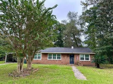 Main picture of 3712 Oakland Ct