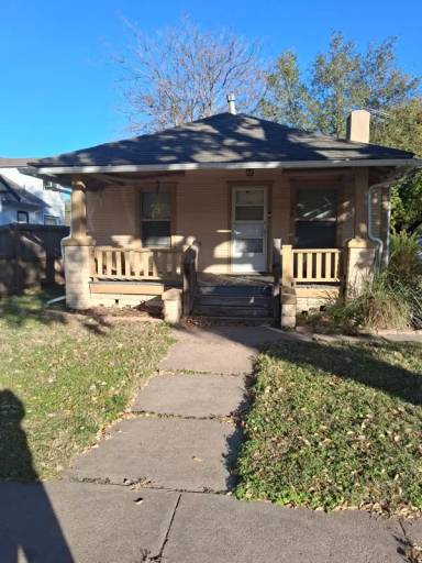Main picture of 148 S Edwards Ave