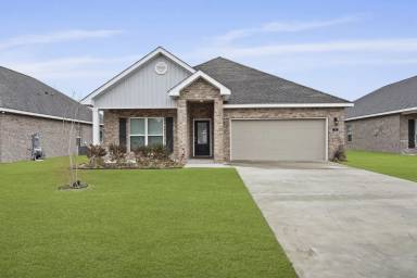 Main picture of 77 Saltmeadow Cir