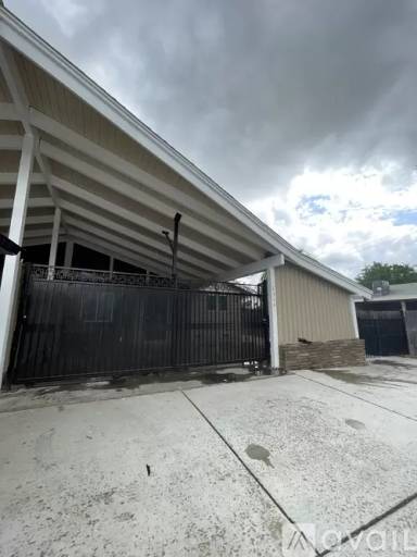 Main picture of 2304 Cottage Way