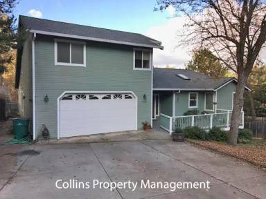 Main picture of 11008 Darlene Ct