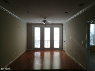 Main picture of Savoy At Reston Town Center