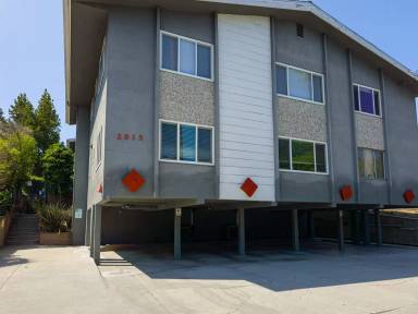 Main picture of 2915 St George St