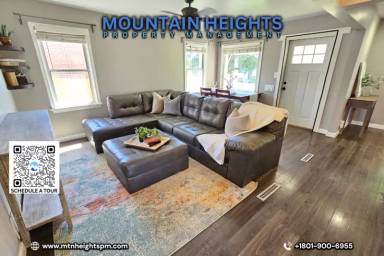 Main picture of 2911 S Hudson Cir