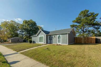 Main picture of 6101 Cherry Hill Rd