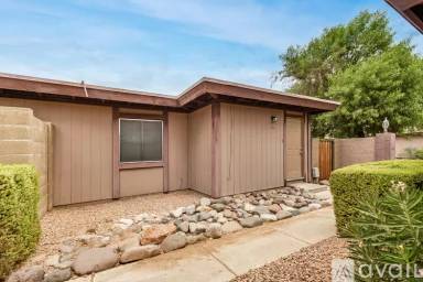 Main picture of 834 S Casitas Dr