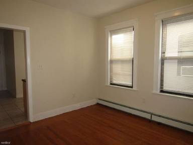Main picture of 324 Summit Ave