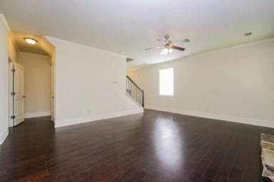 Main picture of 4125 Huron Dr